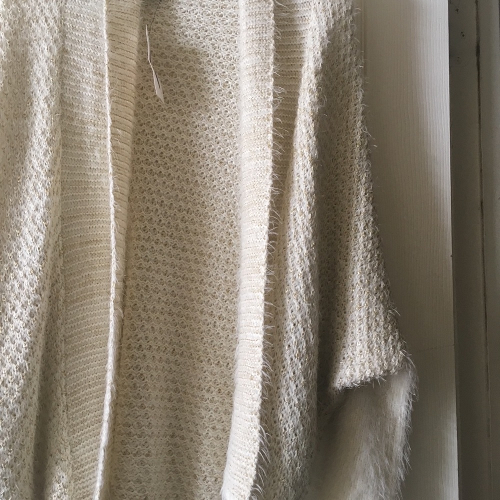 Cream / gold Cardigan - Picture 2 of 3